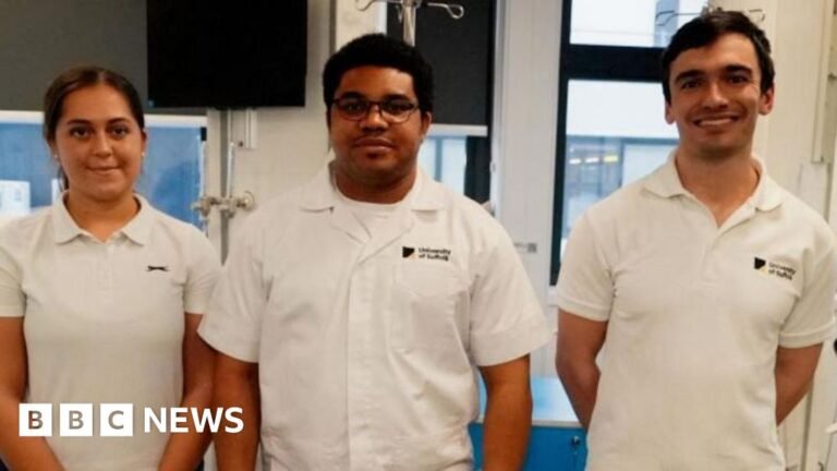 Future health workers say they are committed to the NHS